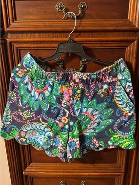 Lilly Pulitzer High-Waist Navy Paisley Floral Scalloped Shorts